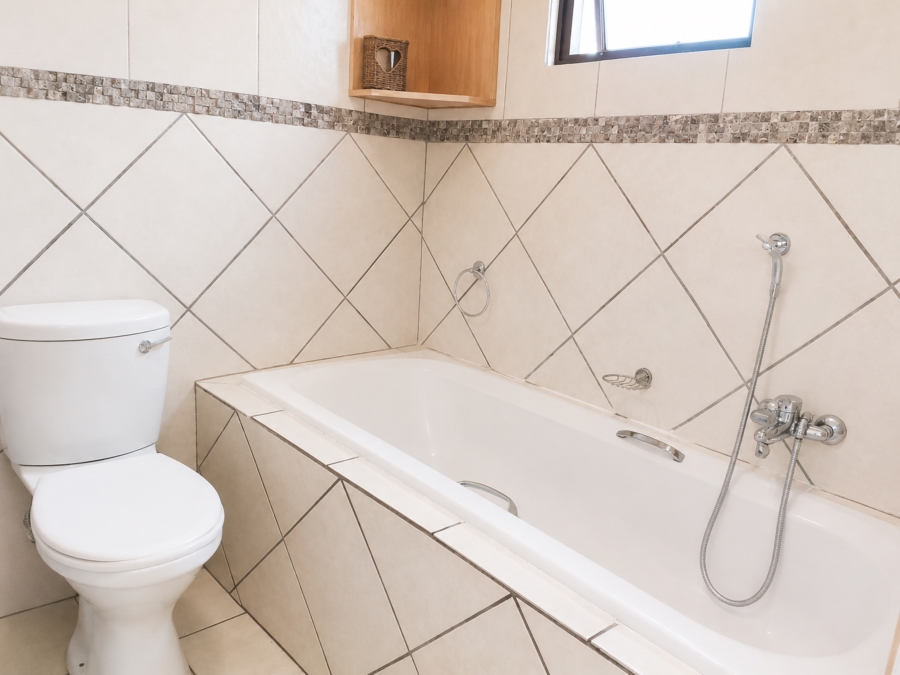 3 Bedroom Property for Sale in Waterval East North West